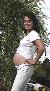 Urs33wks-300.JPG (24821 bytes)